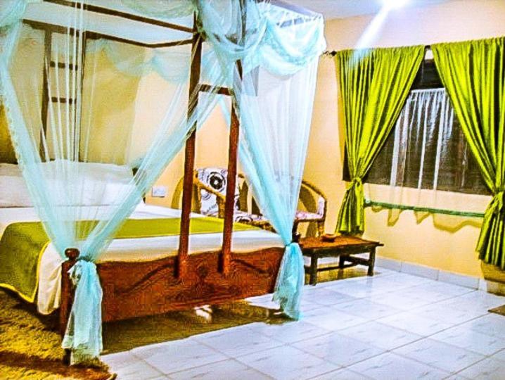Armaan Guest House Diani Beach Esterno foto